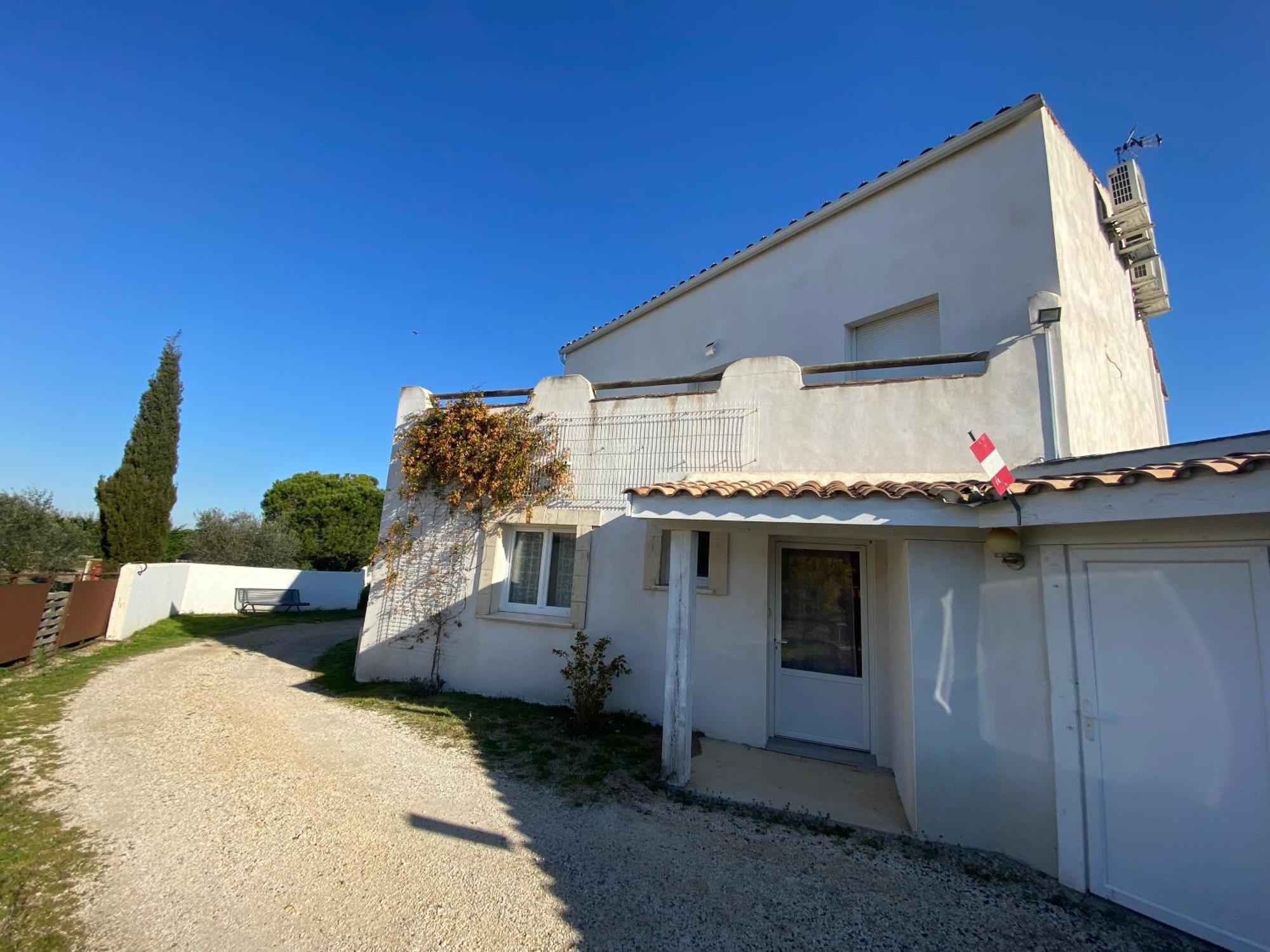 Les Maisons Du Paty Arlés Exterior foto